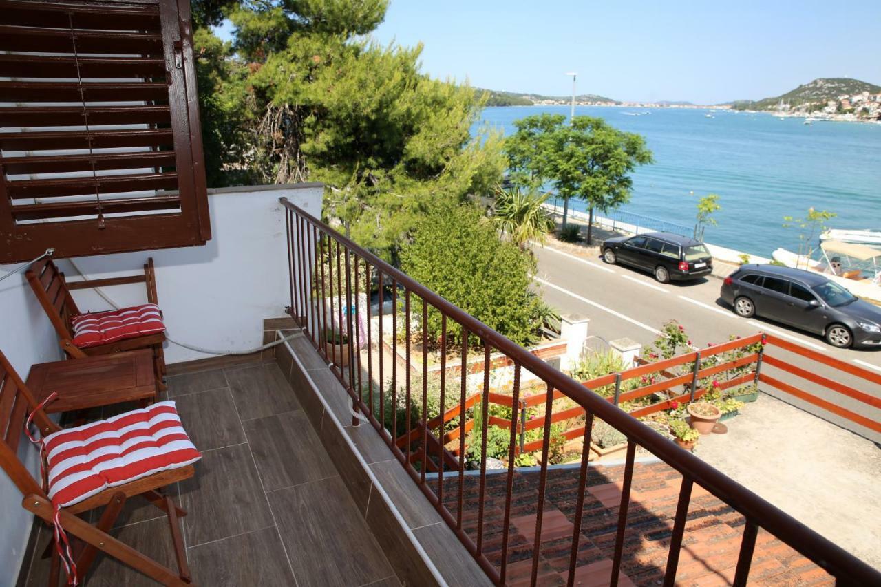 Seaside Apartment Tisno Eksteriør billede